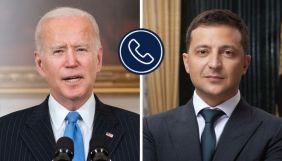 Зеленський провів першу телефонну розмову із Байденом
