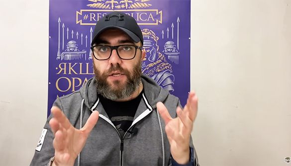 «Путин сошел с ума». Огляд політичних відеоблогів за 19–25 квітня 2021 року