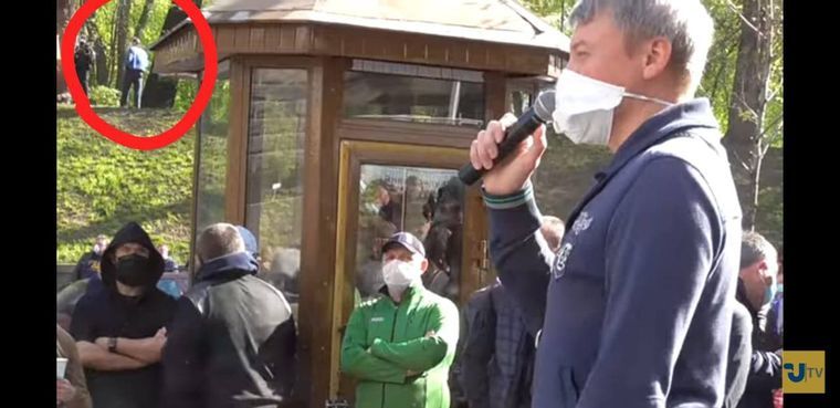 hromadske розшукує відео, яке зняли під час нападу поліцейських на журналіста Кутєпова у 2020 році