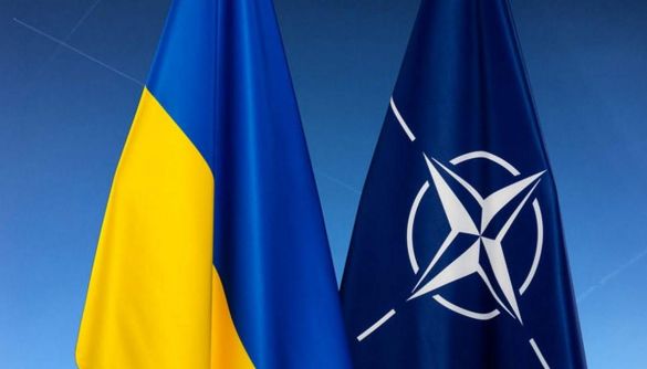 Російські міфи та інформаційний вакуум: от що ми бачимо про НАТО в українських медіа