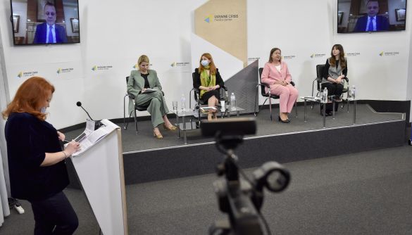 Зовнішнє управління, Медведчук та погані дороги