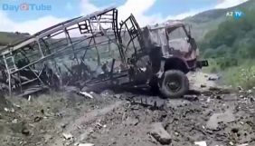 В Азербайджані автомобіль з журналістами підірвався на міні, троє загиблих