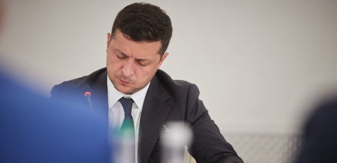 Зеленський підписав санкції проти Фукса та Фірташа: блокування активів, позбавлення державних нагород та інше