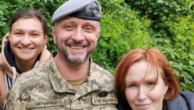 Суд продовжив запобіжні заходи Юлії Кузьменко та Яні Дугар