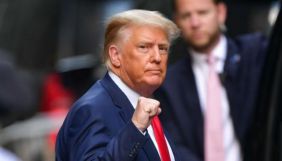 Трамп заявив, що подав позов до суду проти Google, Twitter і Facebook