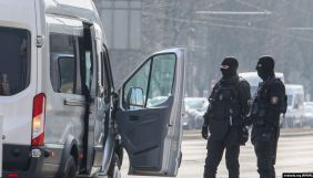 У Білорусі силовики розгромили офіс «Радіо Свобода» та затримали журналістів (ВІДЕО)