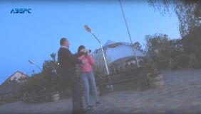 Суд на 850 гривень оштрафував посадовця Волинської митниці, який напав на журналістів каналу &laquo;Аверс&raquo;