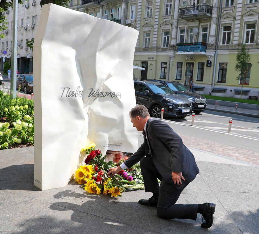 Посольства США, Німеччини та Франції вшанували пам'ять журналіста Павла Шеремета