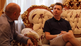 Литовська газета взяла в Протасевича інтерв’ю в Білорусі. Він прийшов у супроводі співробітників спецслужб