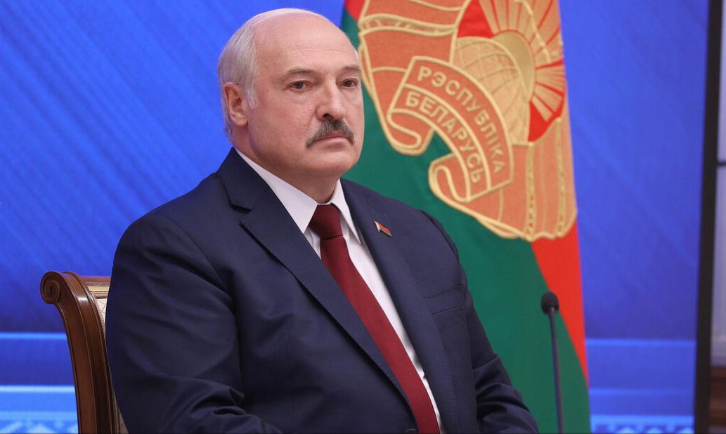 Лукашенко заявив, що бойовики «ЛНР» допитали Романа Протасевича