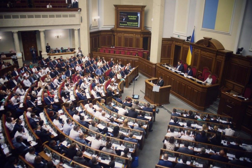 Потураєв запропонував позбавляти парламентських кореспондентів акредитації за «прогули»