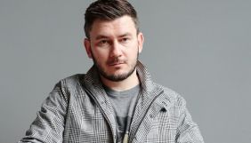 &laquo;Не брехати і не боятися&raquo;. Російський письменник Глуховський згадав політв&rsquo;язнів у промові на врученні премії журналу GQ (ВІДЕО)