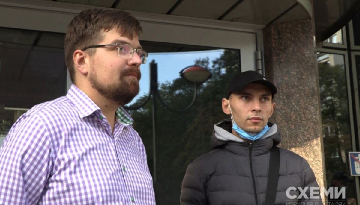 На журналістів «Схем» напали під час інтерв'ю в кабінеті голови «Укрексімбанку»