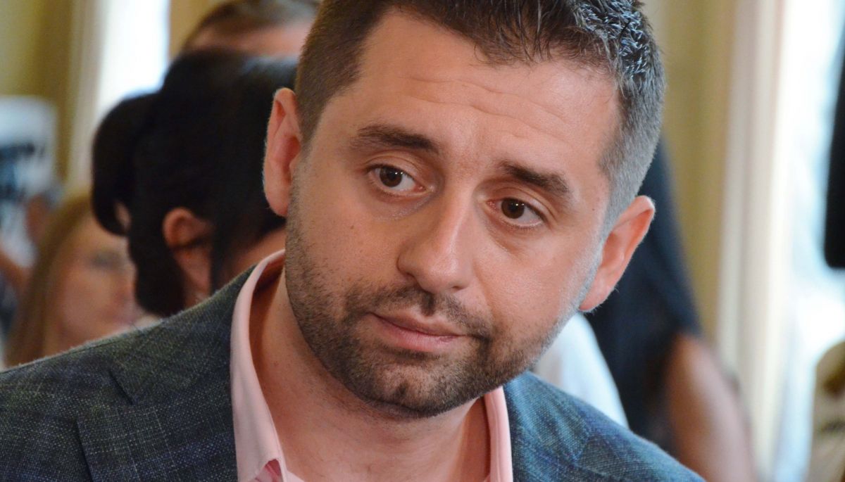 Арахамія про &laquo;офшори&raquo; Зеленського: Це нормальний процес, у мене теж їх багато було