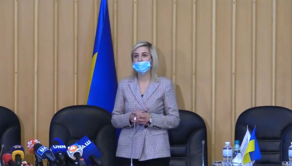 На скасованій пресконференції Мецгера журналістам запропонували ставити запитання через офіційні запити