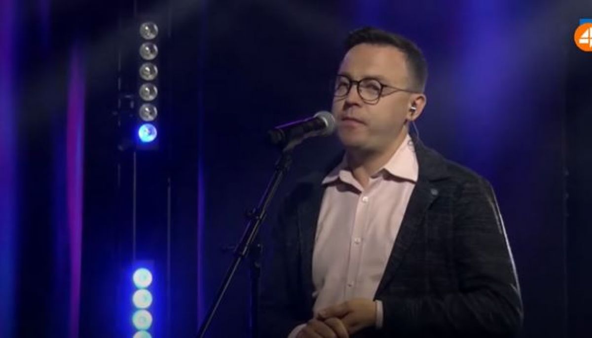 &laquo;Не для лаптєногих шлюх&raquo;. 4 канал привітав захисників та захисниць України концертом патріотичної пісні