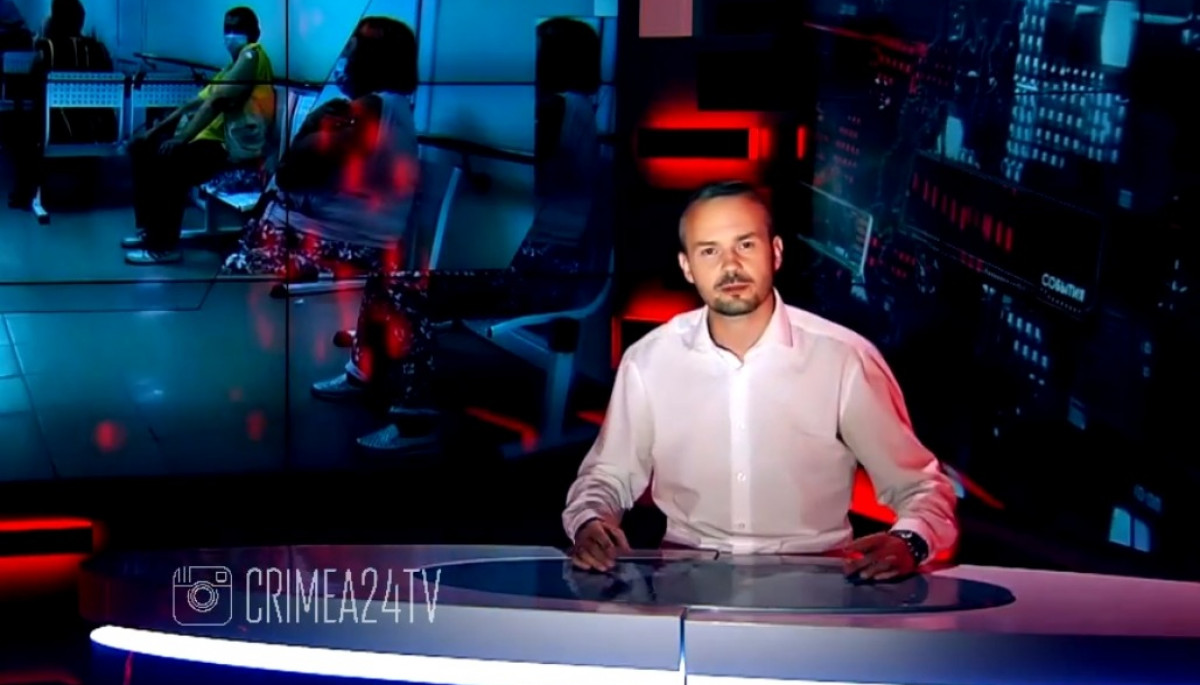 На пропагандистському телеканалі &laquo;Крым 24&raquo; ведучий зачитав &laquo;антиковідний реп&raquo; (ВІДЕО)
