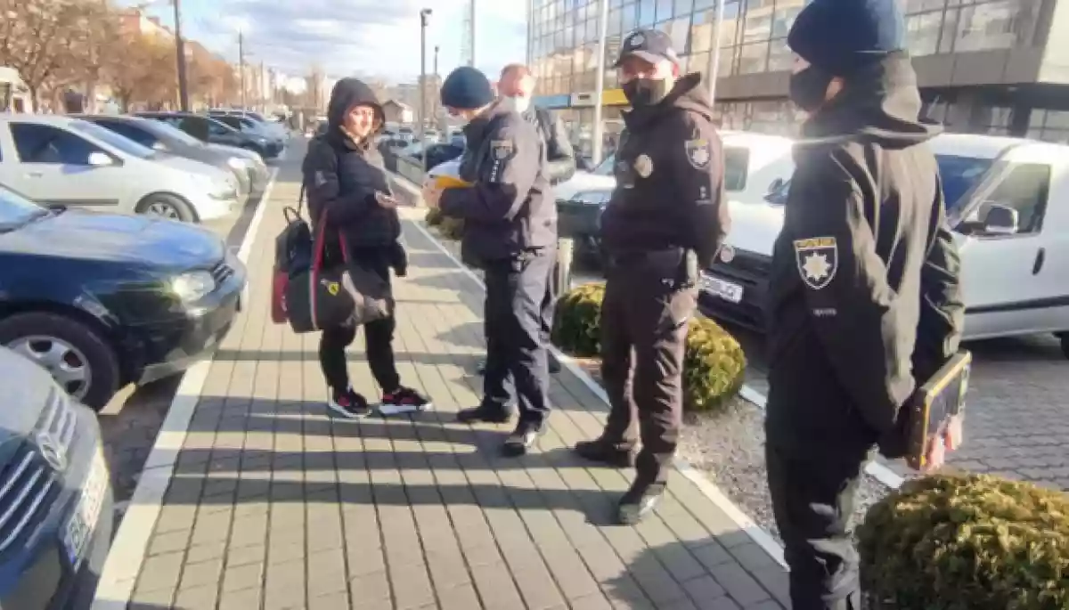 У Хмельницькому напали на журналістку-розслідувачку та регіональну представницю ІМІ