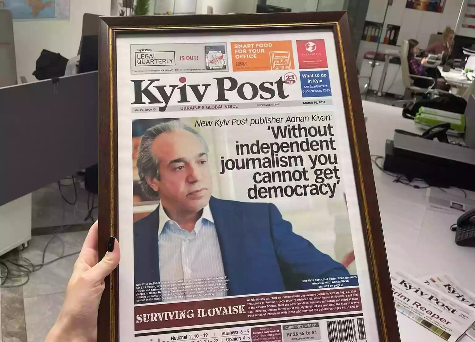 Журналістка Kyiv Post заявила про звільнення колективу та «розплату» власника за спробу редакції зберегти незалежність
