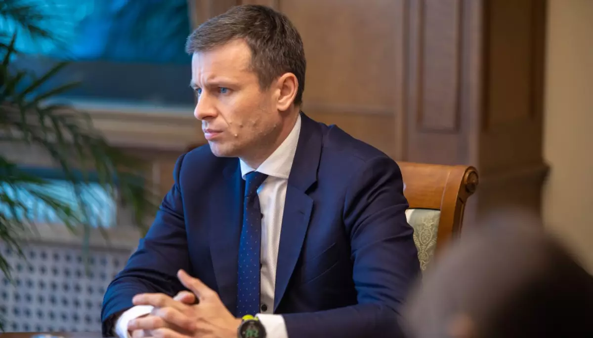 Міністр фінансів засудив оплески нападнику на журналістів «Схем» Тельбізову, якого поновили на посаді в «Укрексімбанку»