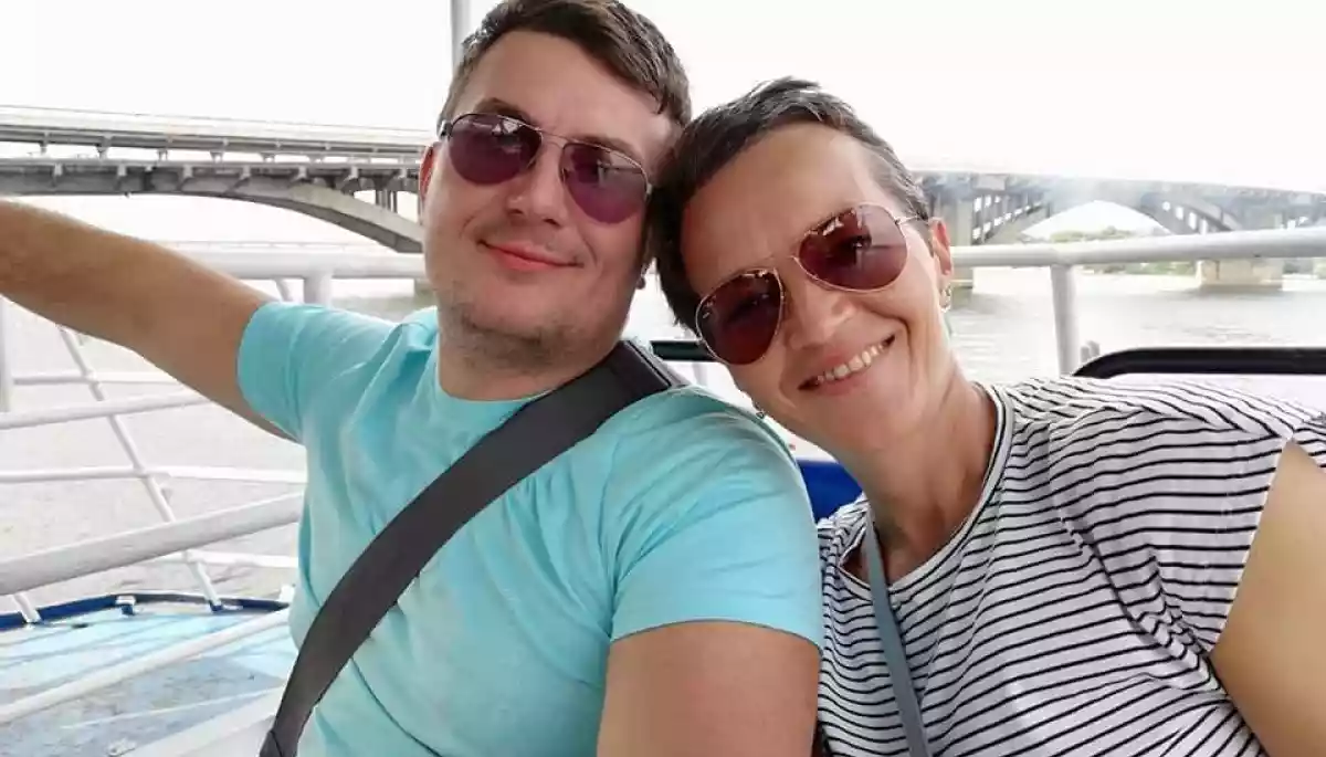 Журналістка «Белсату» Славнікова та її чоловік не вийшли на свободу після 15 діб адмінарешту. Адвоката до неї не пускали