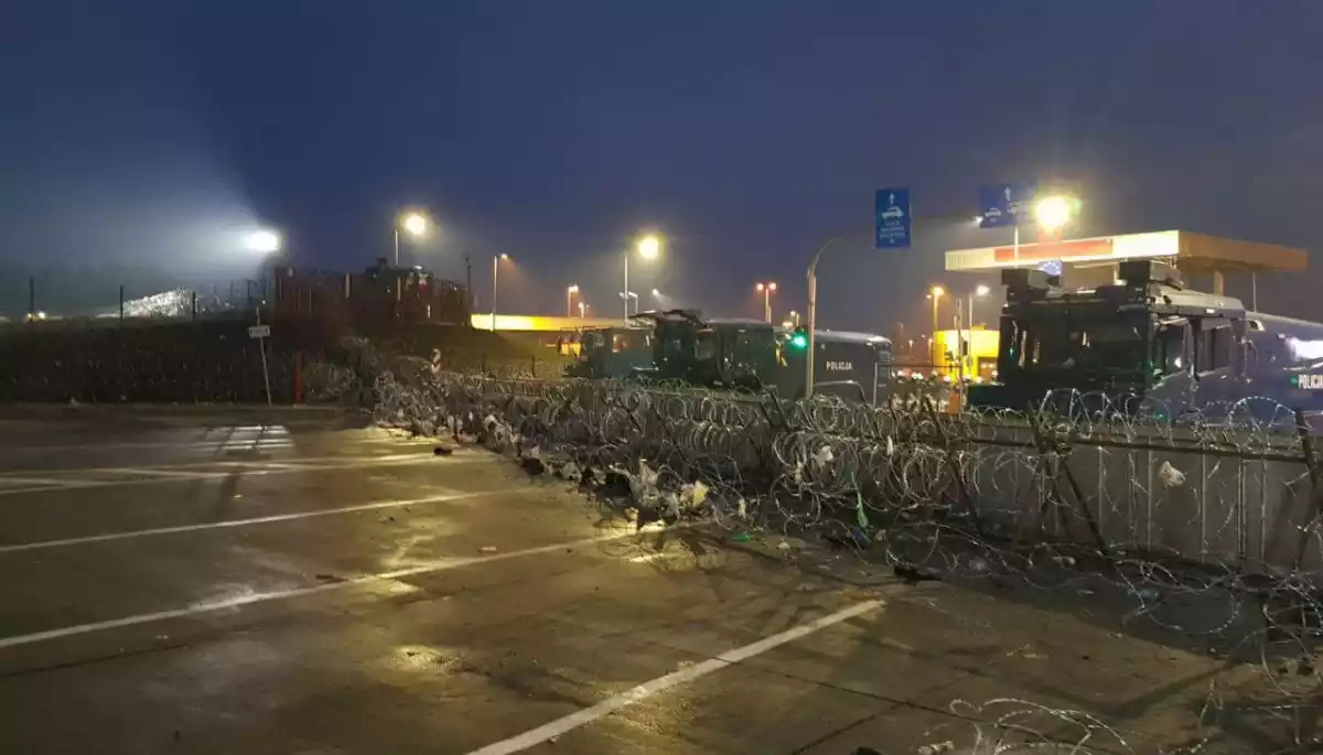 Троє журналістів повідомили, що постраждали на польсько-білоруському кордоні