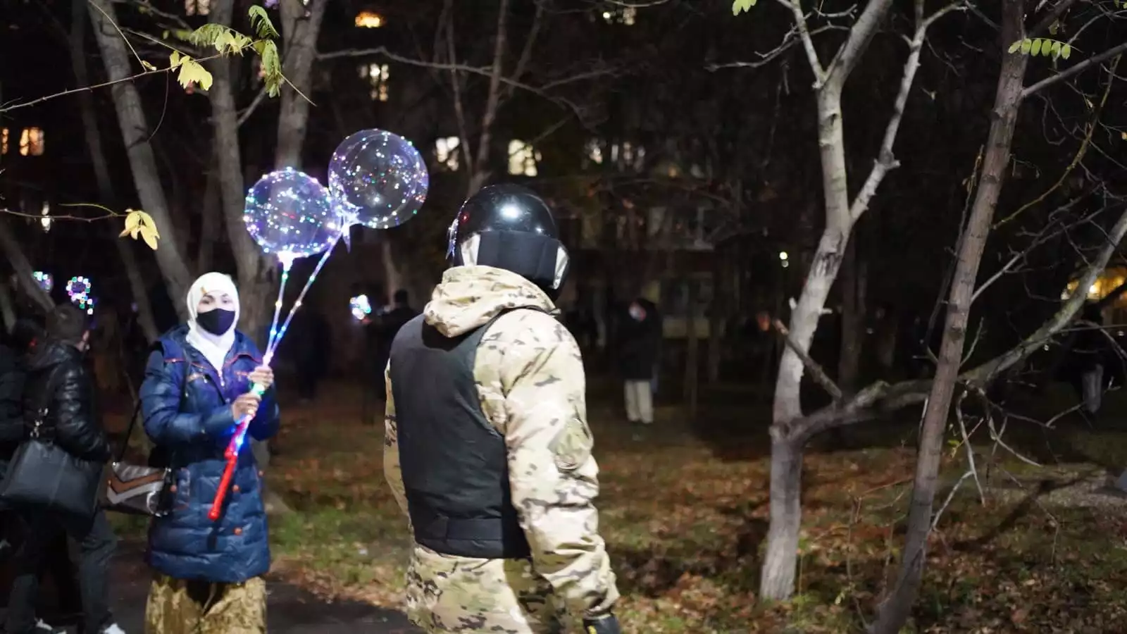 В Сімферополі затримали кримськотатарських активістів/ок. Серед них &ndash; жінки, неповнолітня та журналісти (ФОТО)