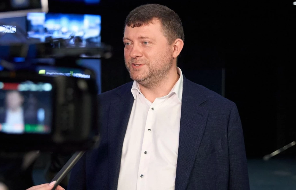 Корнієнко про матеріал Ткача щодо Ахметова: «Чекаємо на наступну серію»
