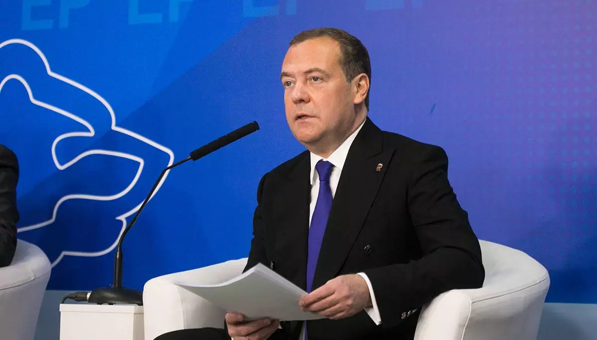 Пушилін та Пасічник стали членами &laquo;Єдиної Росії&raquo;