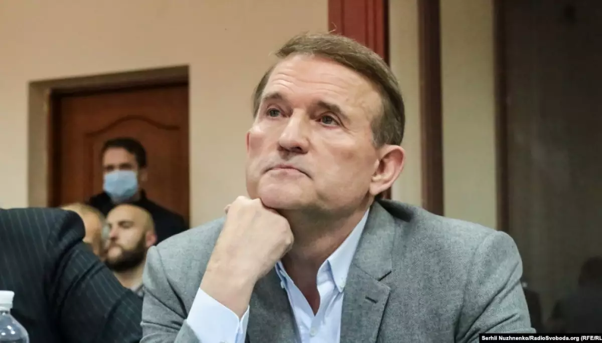 Розгляд апеляції Медведчука перенесли через неявку нардепа в суд