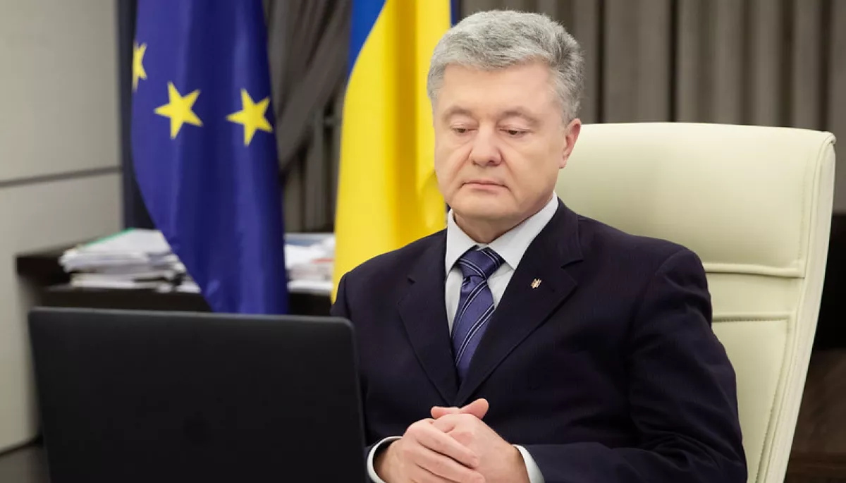 Порошенка підозрюють у держзраді та &laquo;сприянні діяльності терористичних організацій&raquo; &ndash; ДБР