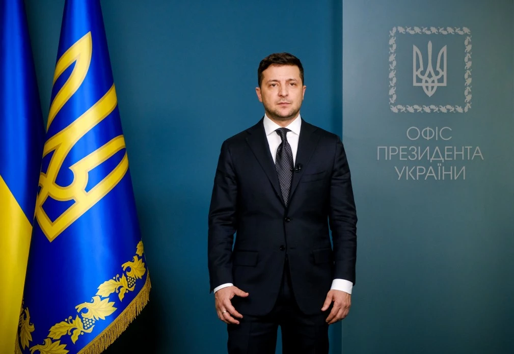 Більш ніж половина українців вважає Зеленського олігархом – Центр Разумкова