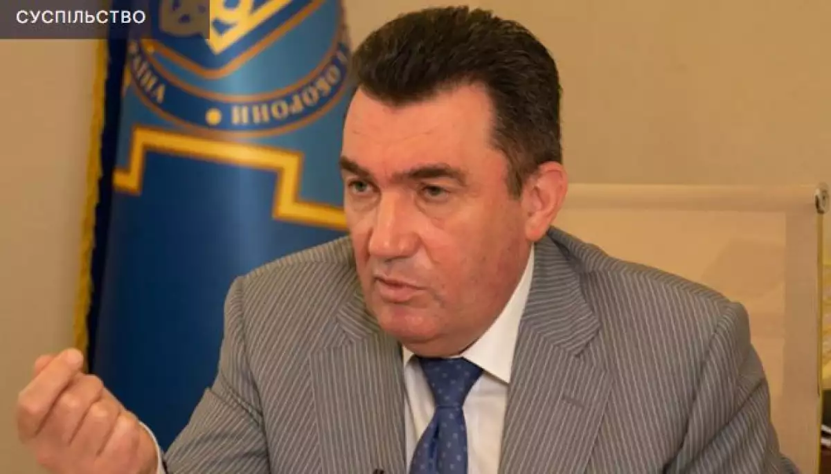 Данілов розказав, як РНБО голосувала за санкції проти каналів Шуфрича Данілов розказав, як РНБО голосувала за санкції проти каналів Шуфрича