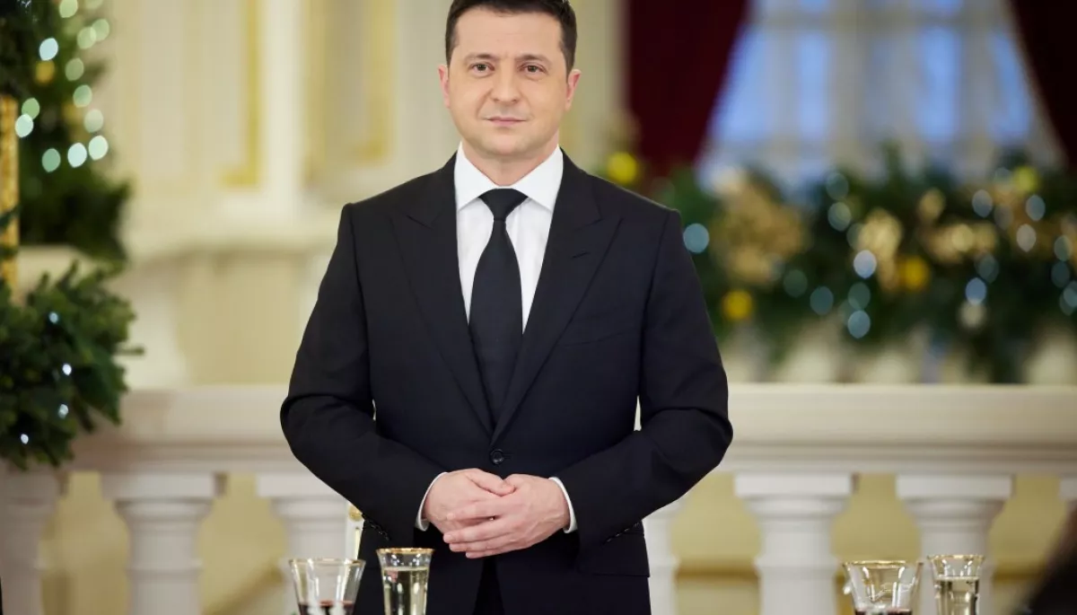 Зеленський у новорічному привітанні: &laquo;А як ми налякали олігархів!?&raquo; (ТЕКСТ)