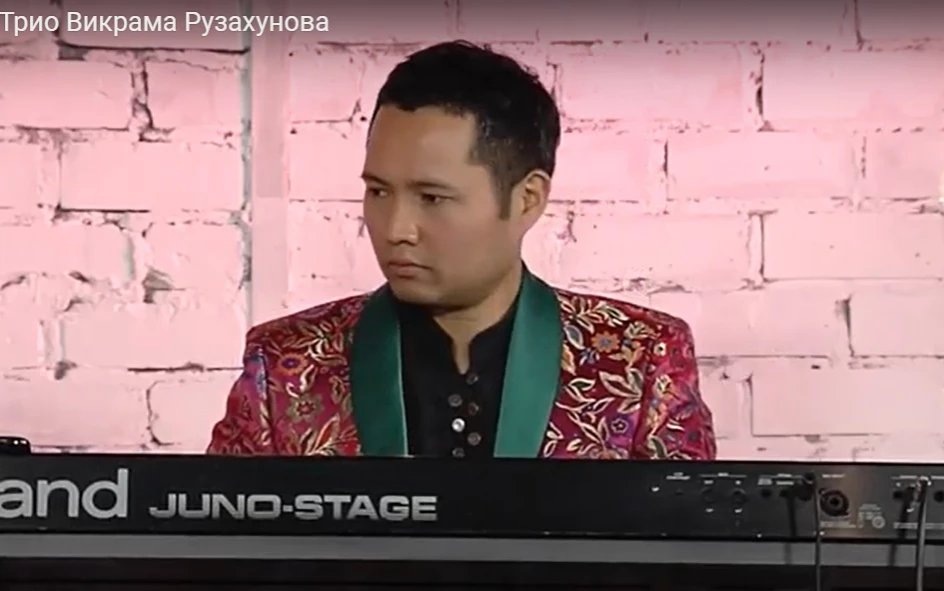 Піаніст Вікрам Рузахунов розповів, чому змушений був зробити неправдиву заяву в Казахстані (ОНОВЛЕНО)