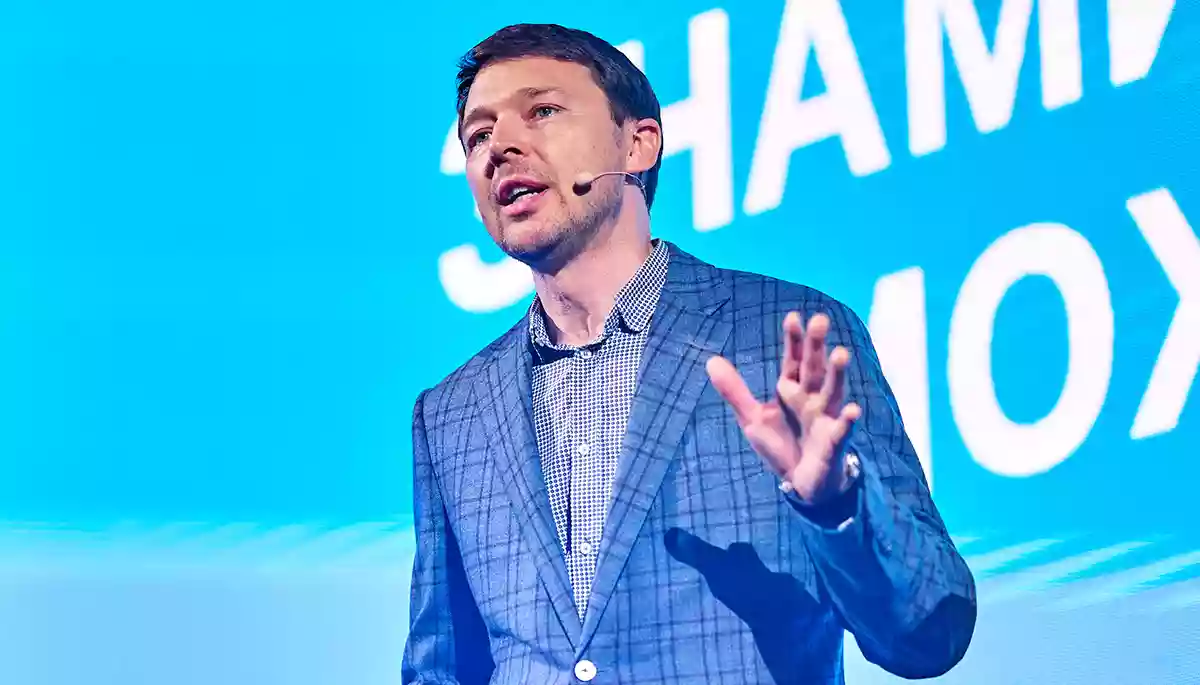 Володимир Локотко, Starlight Production: Для комфорту глядачів декорація концерту в цифровому банку мала бути мінімально подрібненою