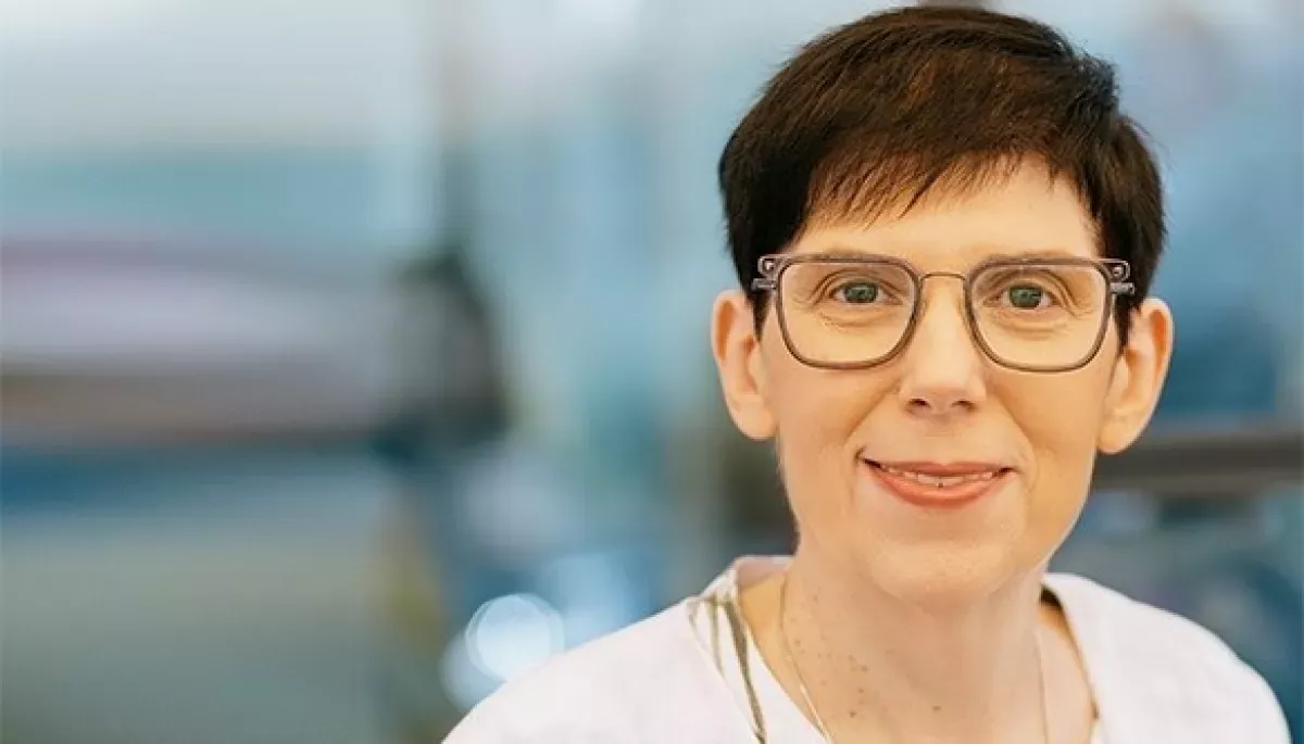 Лишилося визначитися з дистрибуцією преси, що виходить російською, &mdash; Наталія Лигачова