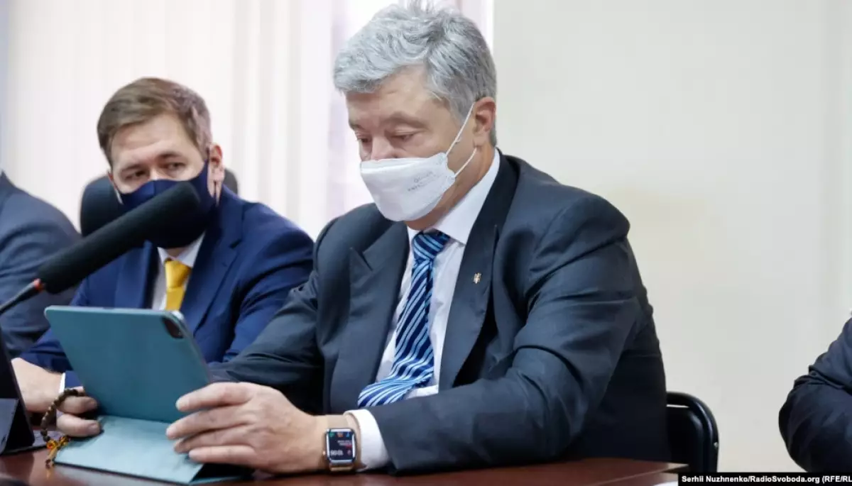 Суд відновив засідання у справі про обрання запобіжного заходу Порошенку (ВІДЕО)