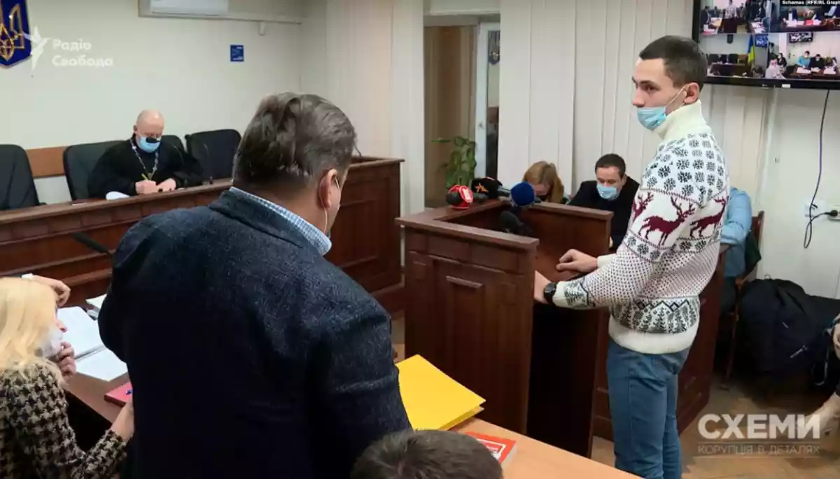 Журналісти «Схем» дали свідчення в суді у справі про напад в «Укрексімбанку»
