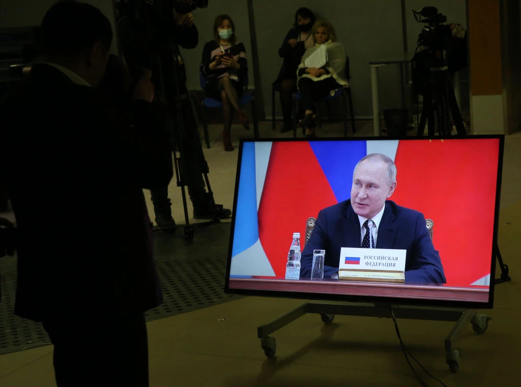 Генеральська репетиція. Як деякі українські медіа допомагають Кремлю маскувати підготовку до війни
