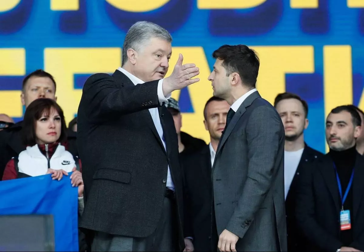 Посадити Порошенка. Про що не говорять медіа, коли йдеться про справу експрезидента