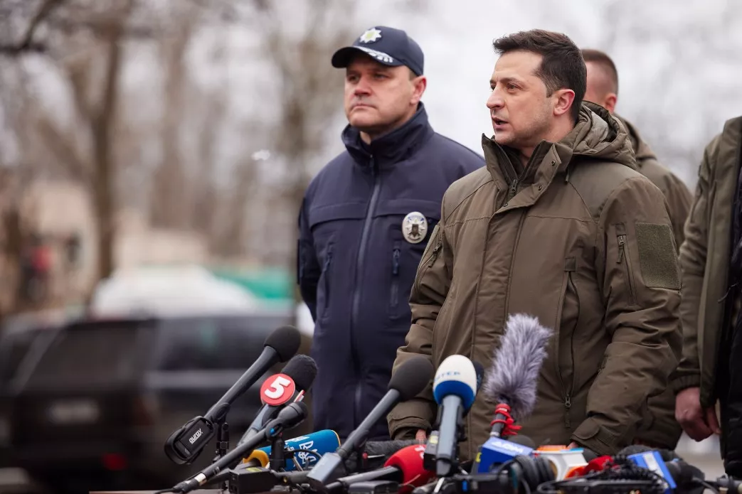 Зеленський назвав перебільшенням повідомлення ЗМІ про дати вторгнення Росії (ВІДЕО)