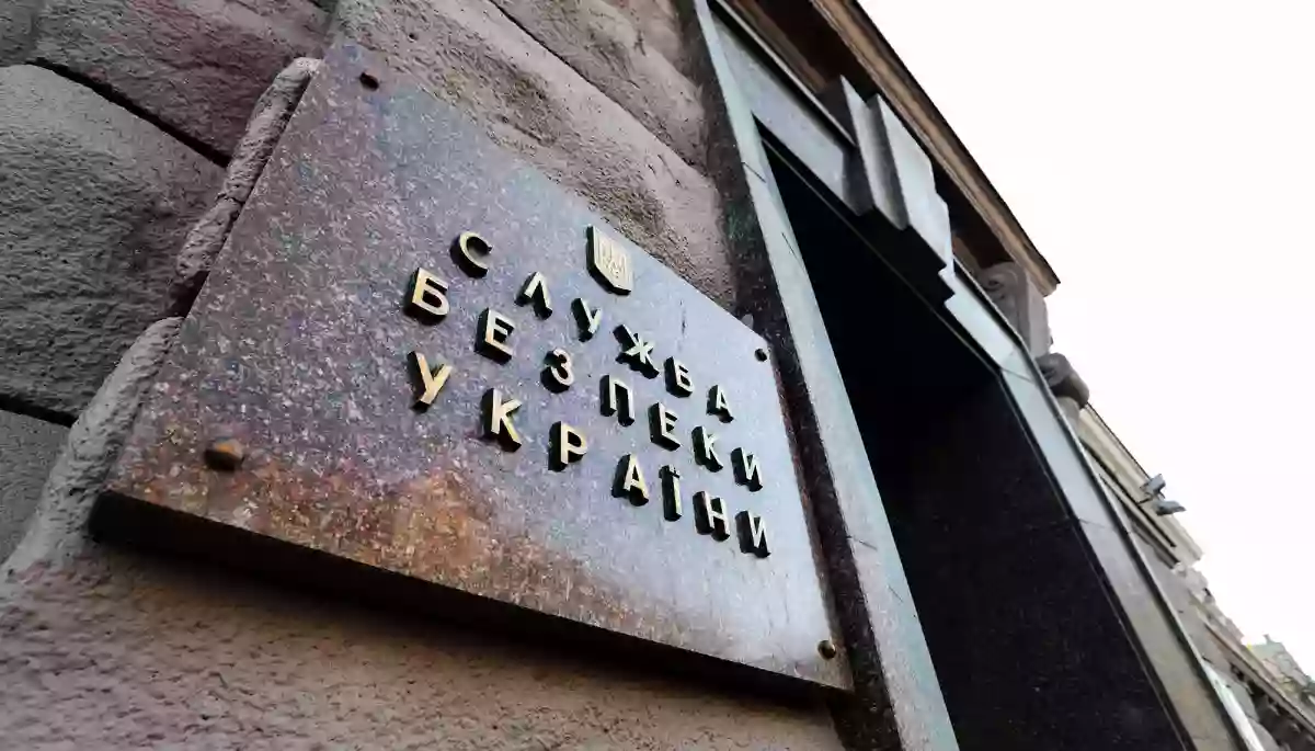 СБУ: Україна зіткнулась з потужною хвилею гібридної війни та поширенням фейків