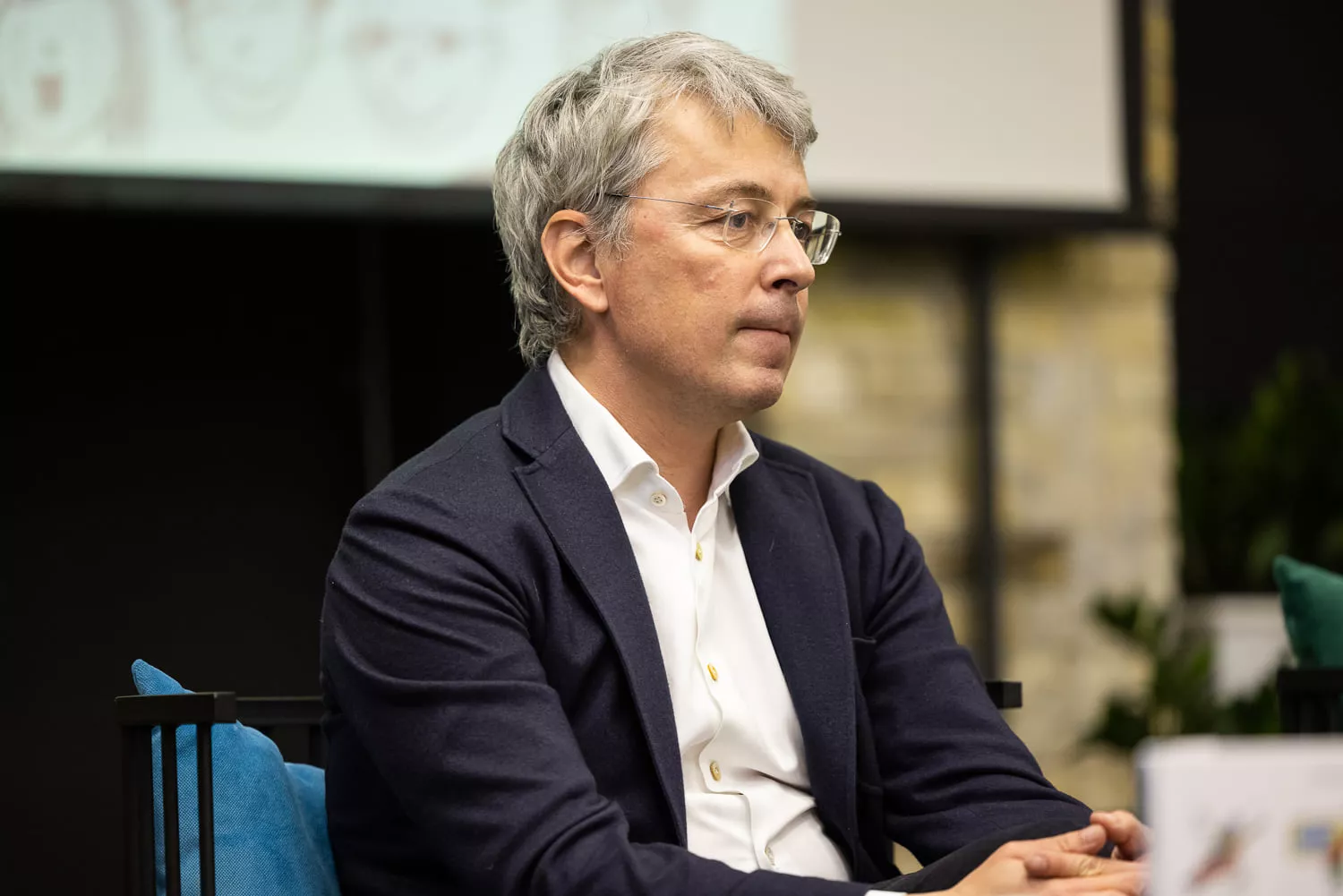 Ткаченко закликав бути обережнішими з непідтвердженою інформацією західних ЗМІ про Україну