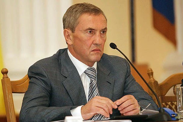 Черновецький подав позови проти &laquo;Дзеркала тижня&raquo; &ndash; вимагає два мільйони гривень компенсації