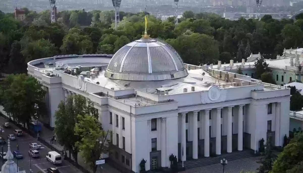 Ухвалено постанову про роботу Парламенту в умовах надзвичайного стану