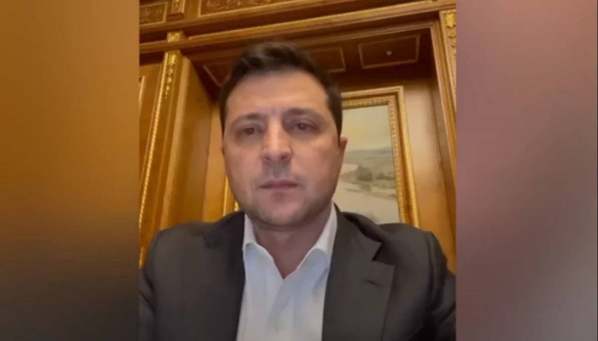 Зеленський звернувся до українців: Без паніки, ми переможемо (ВІДЕО)
