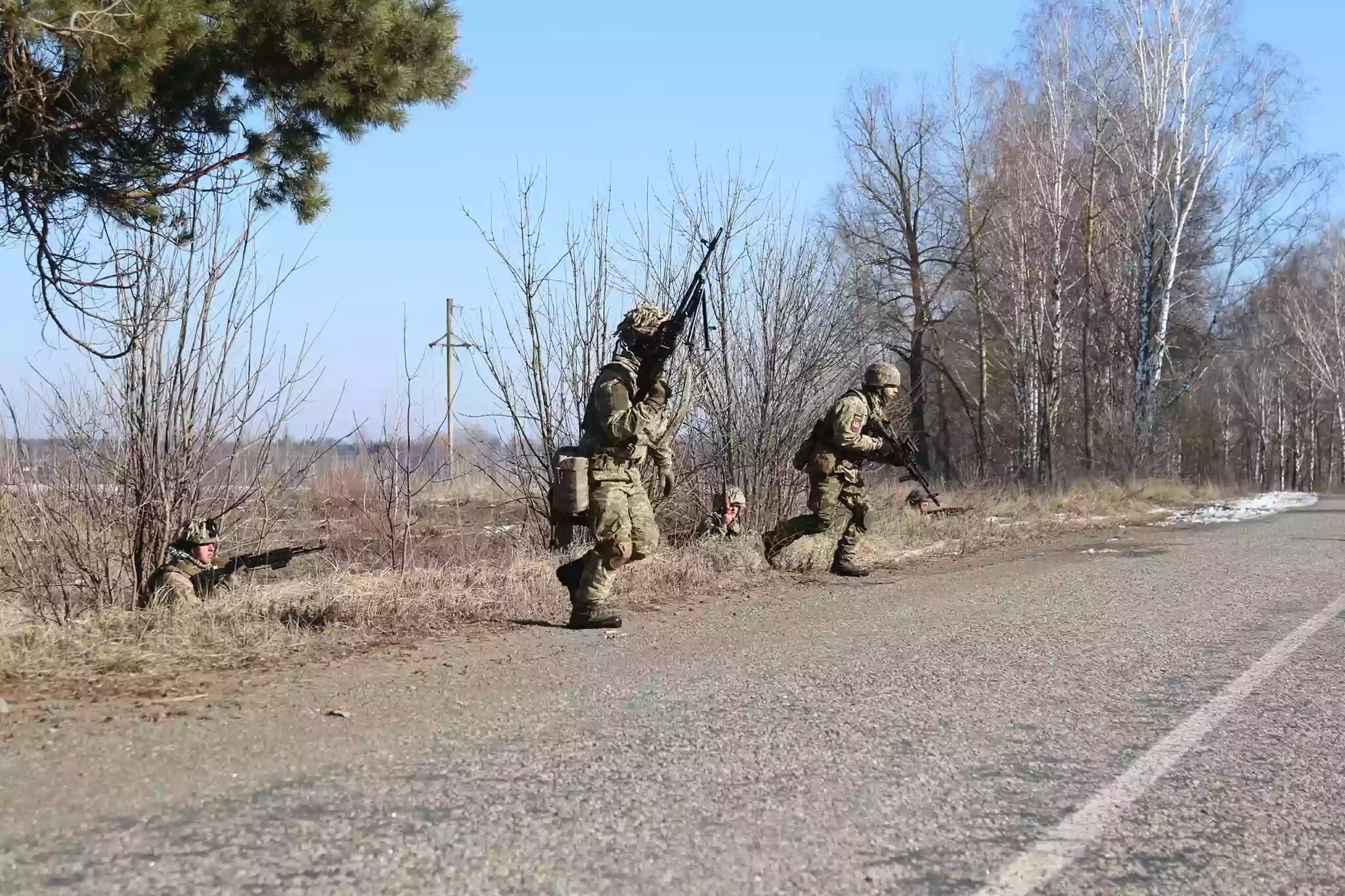 Росіян зупинили в Чернігівській області, Маріуполь та Щастя повернуті під повний контроль &ndash; Генштаб