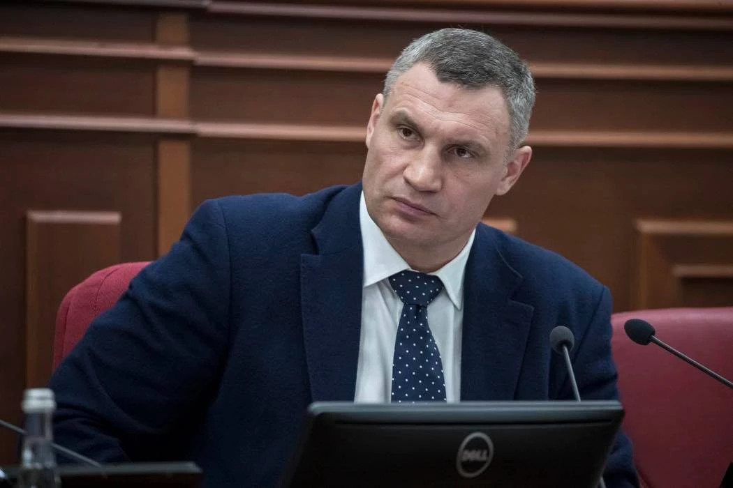 Київ запроваджує комендантську годину