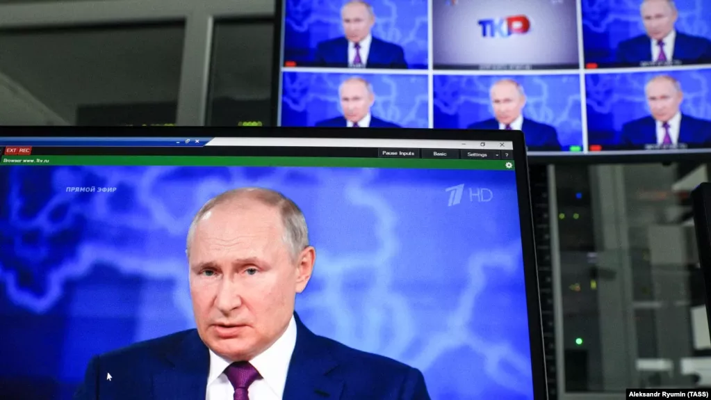 &laquo;Розкажіть про війну росіянам&raquo;. До світу звернулися письменники, серед яких Алексієвич, Сорокін, Акунін